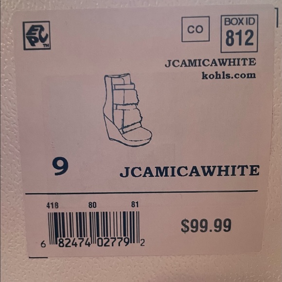 Juicy Couture White Fur Platform Ankle Booties - Picture 8 of 8